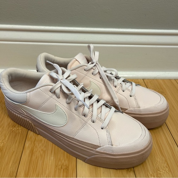 Nike Women's Pink Court Legacy Lift Sneakers size 11,5 - Picture 1 of 7